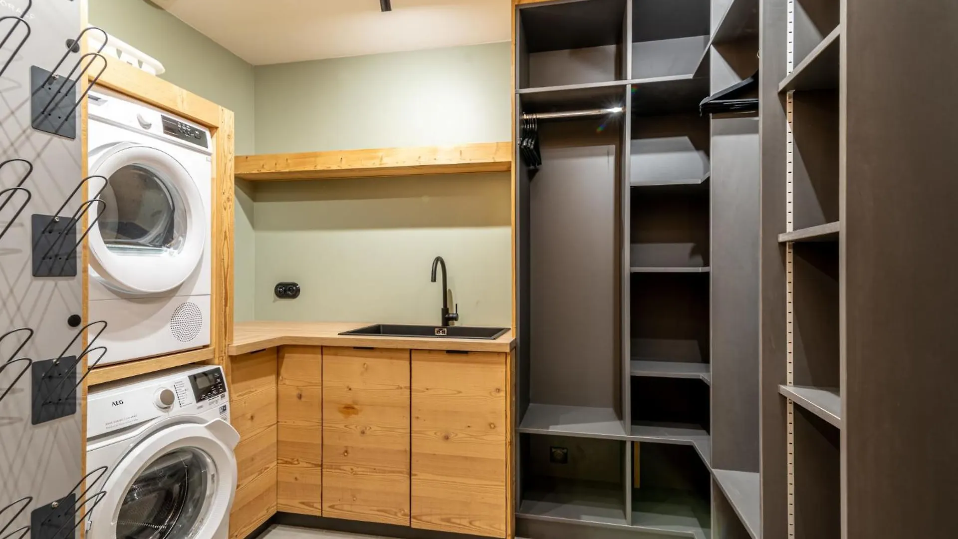 Apartment Le Canvolan By Interhome Tignes